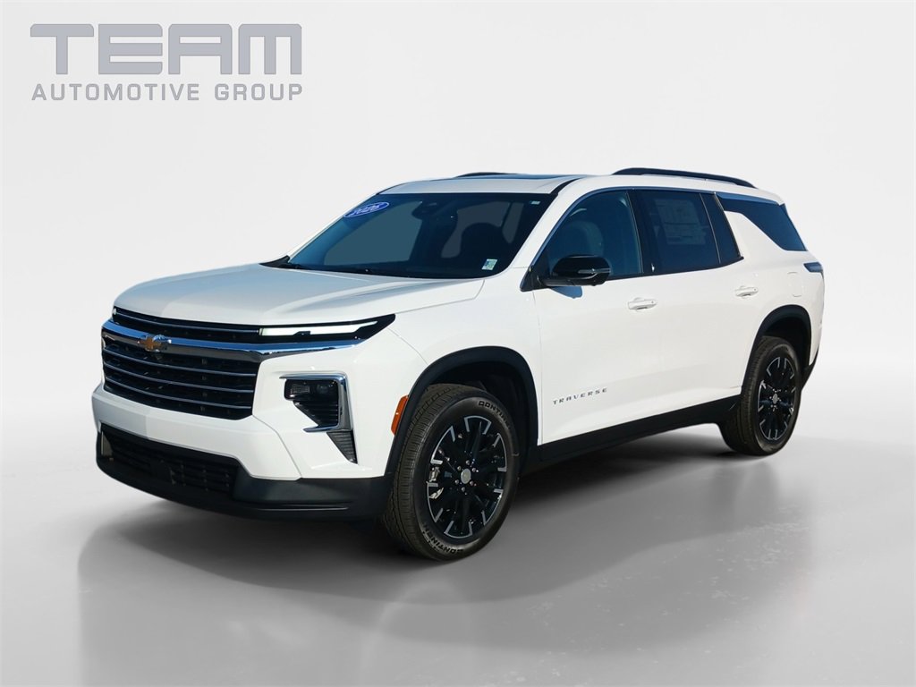 2026 Chevrolet Traverse photo 3