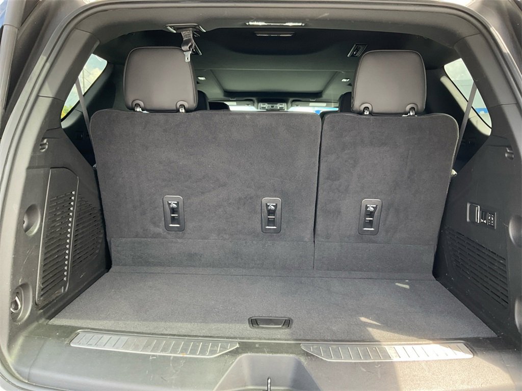 2022 Chevrolet Tahoe Z71 photo 25