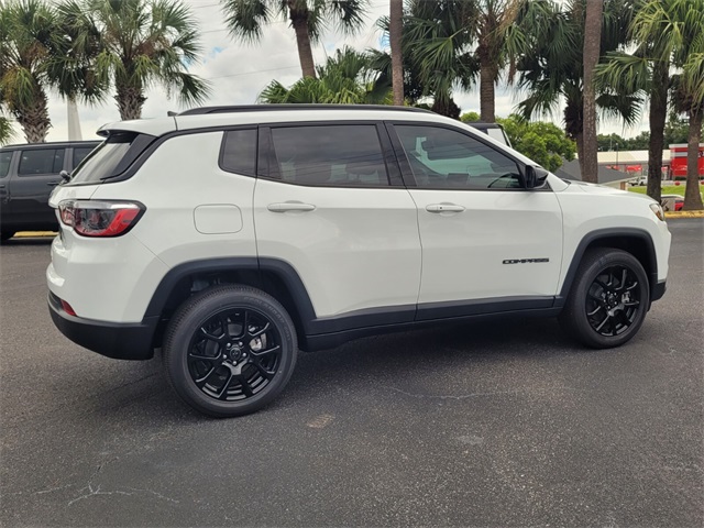 2025 Jeep Compass Latitude photo 7