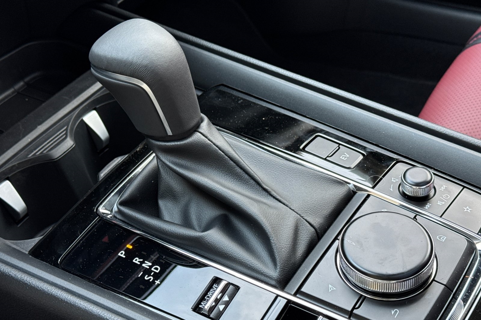 2025 Mazda CX-50 Premium Plus photo 21