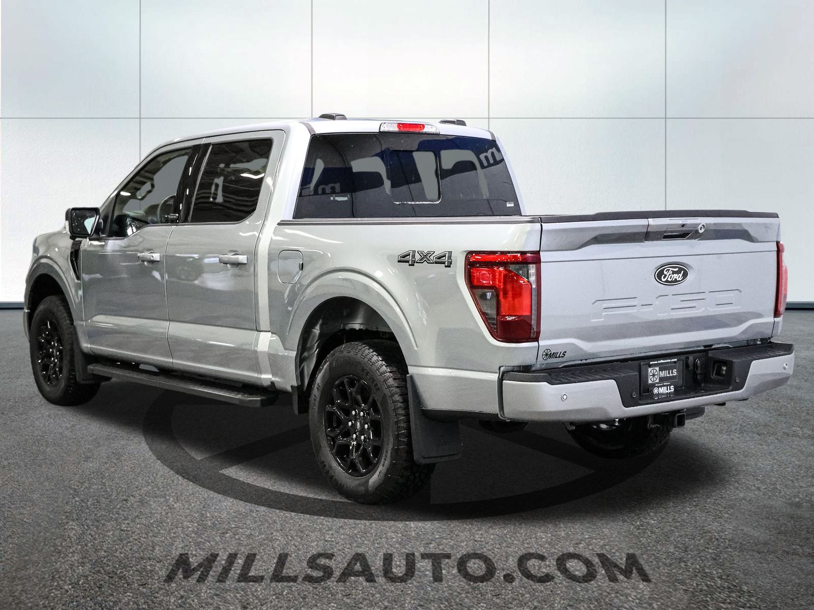 2025 Ford F-150 XLT photo 4