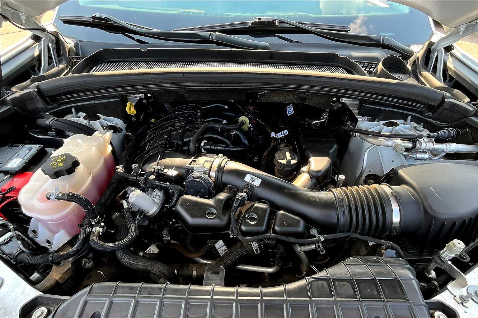 2023 Jeep Grand Cherokee Laredo Altitude photo 29
