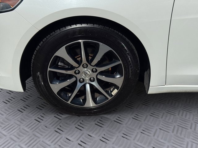 2017 Acura TLX 2.4L Base photo 32