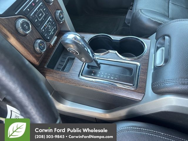 2013 Ford F-150 Lariat photo 29