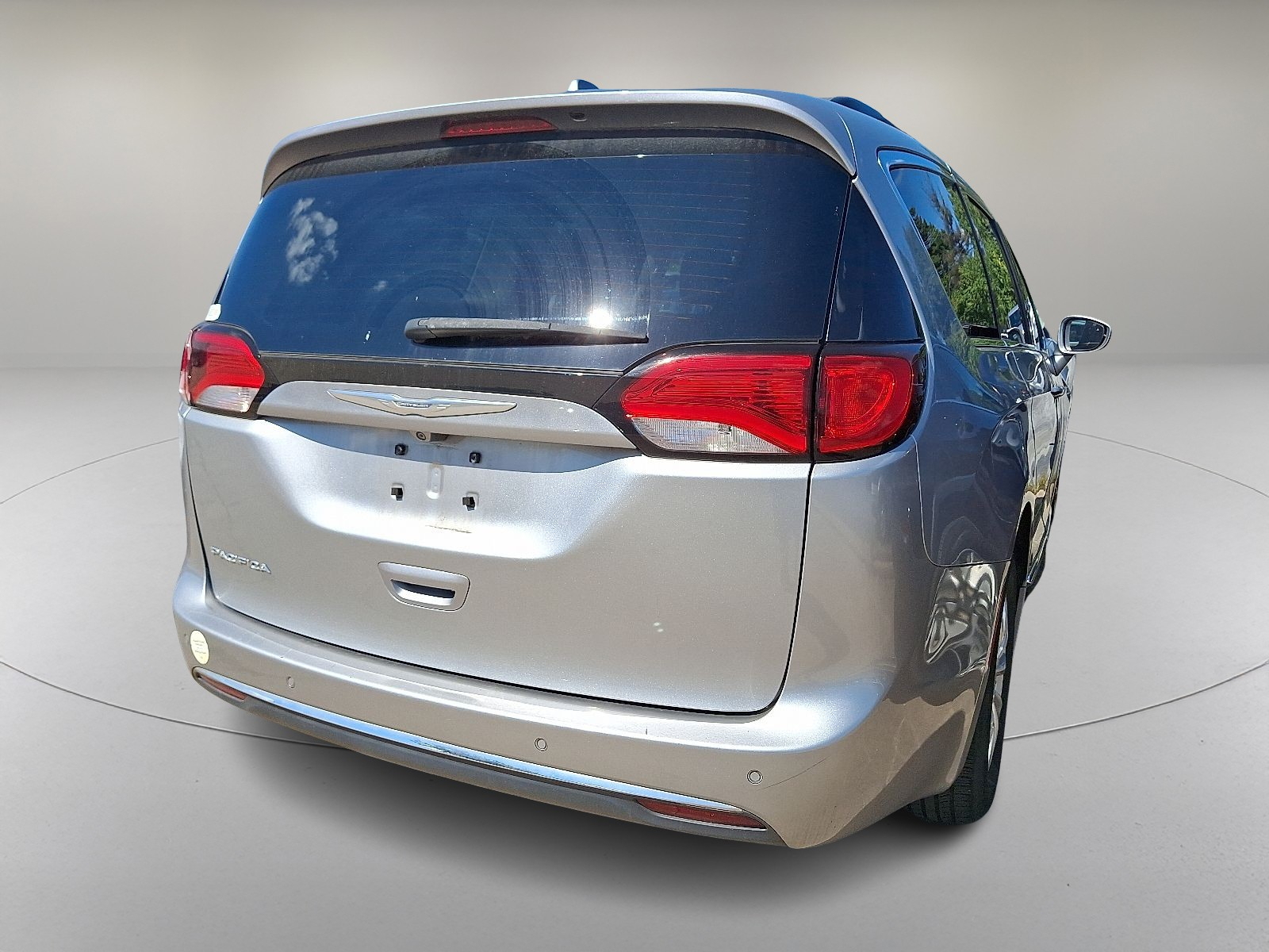 2017 Chrysler Pacifica Touring L photo 8