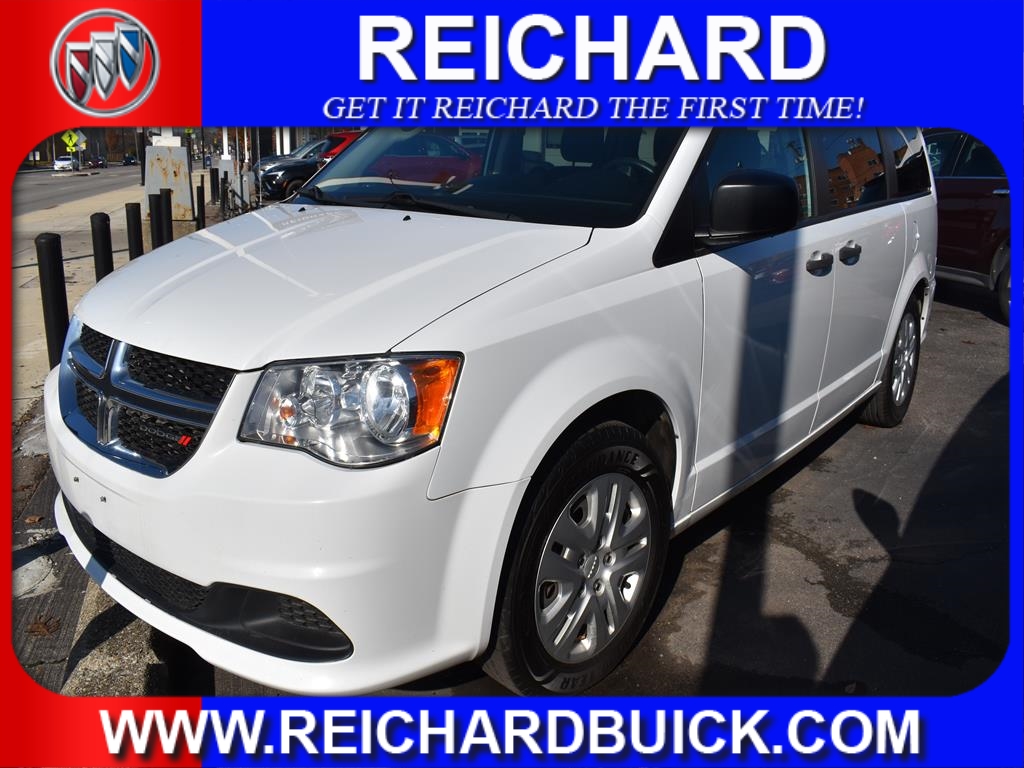 2019 Dodge Grand Caravan SE's photo