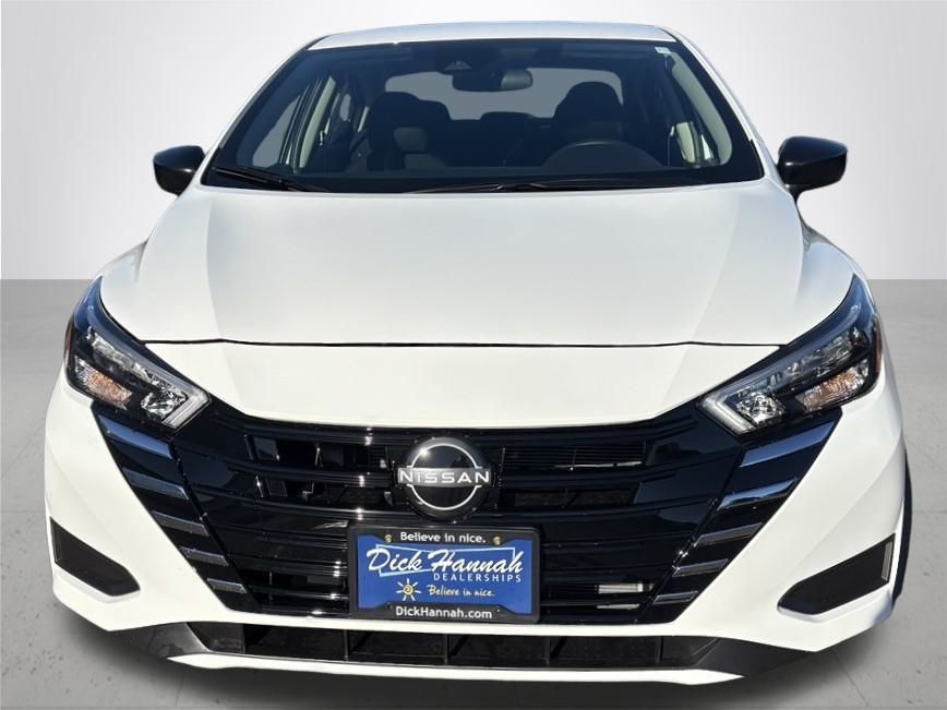 2025 Nissan Versa 1.6 S photo 3