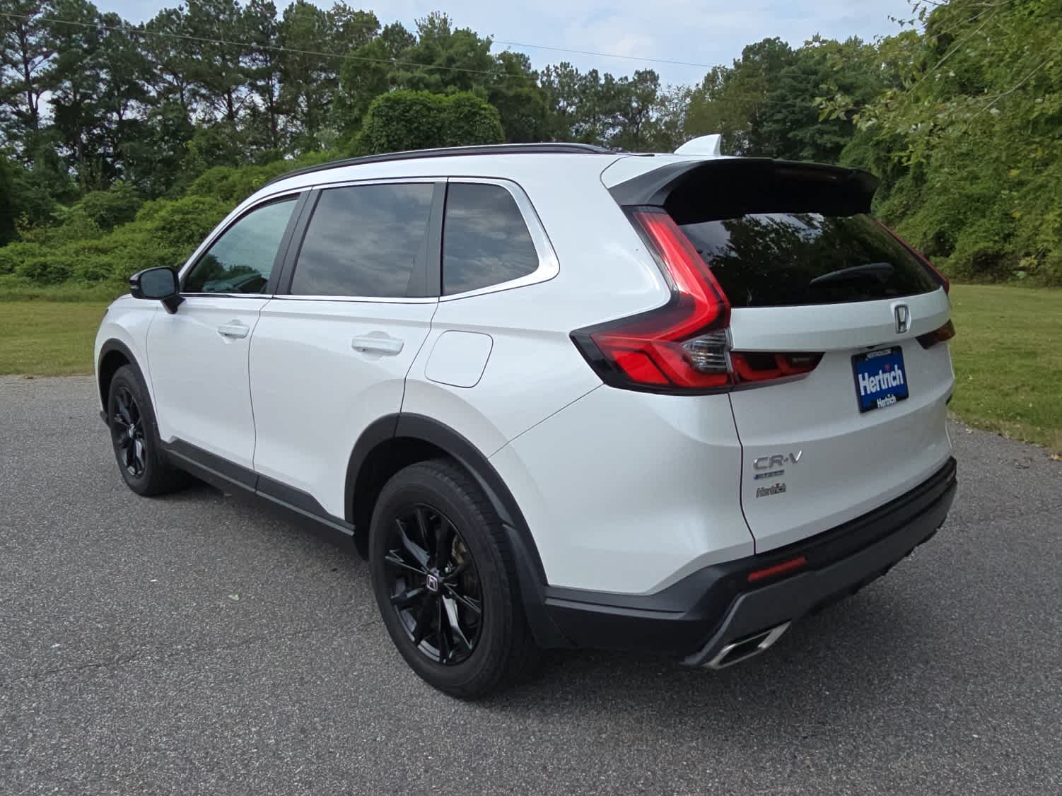 2024 Honda CR-V Hybrid Sport-L photo 2