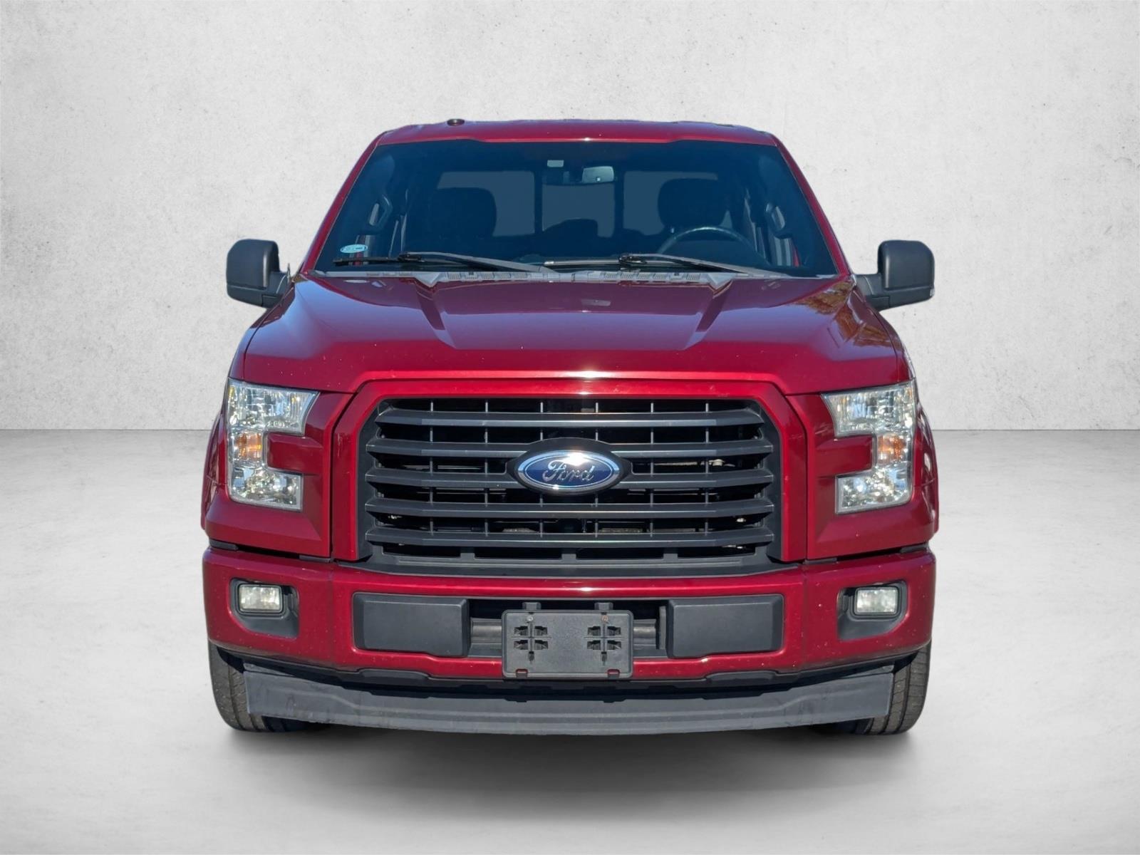 2017 Ford F-150 XLT photo 2