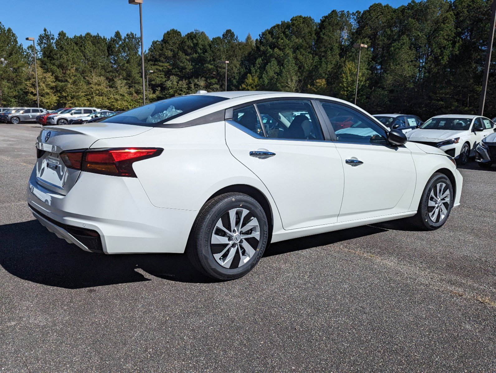 2025 Nissan Altima 2.5 S photo 3