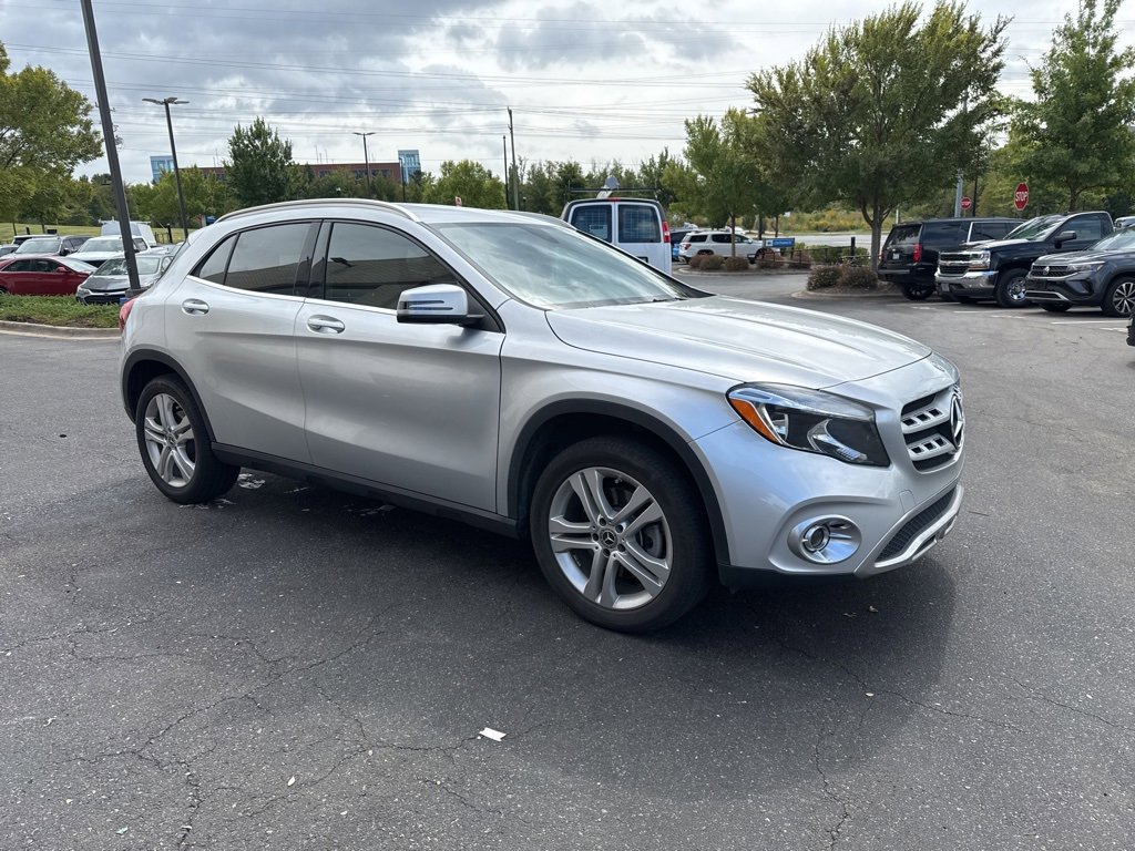2019 Mercedes Benz GLA 250 photo 2