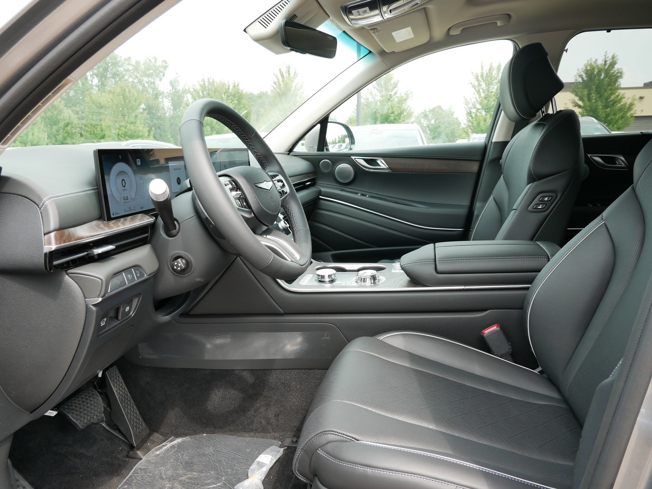 2026 Genesis GV80 2.5T Advanced photo 3