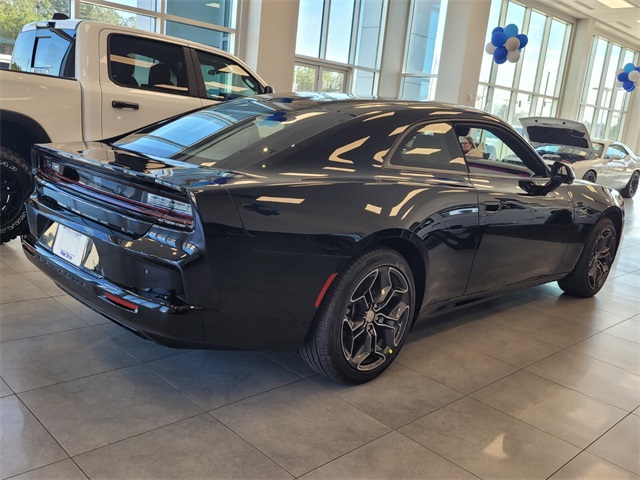 2025 Dodge Charger R/T photo 10
