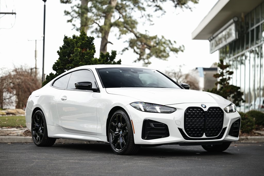 2025 BMW 4 Series 430i's photo