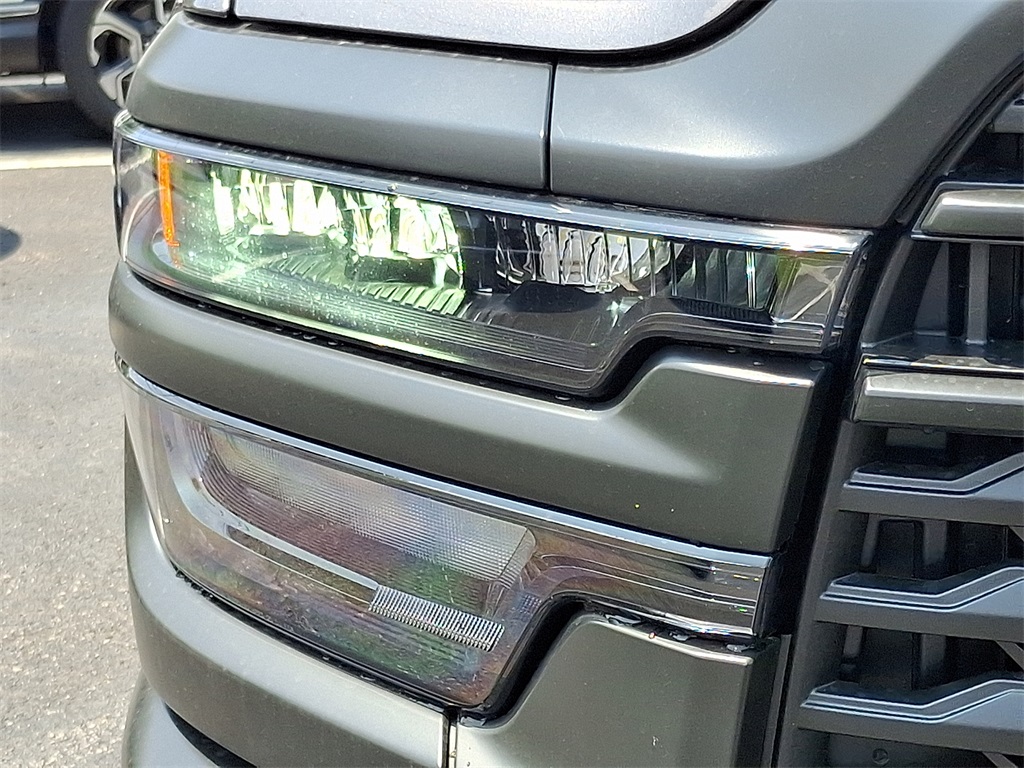 2025 Ram 3500 Tradesman photo 9