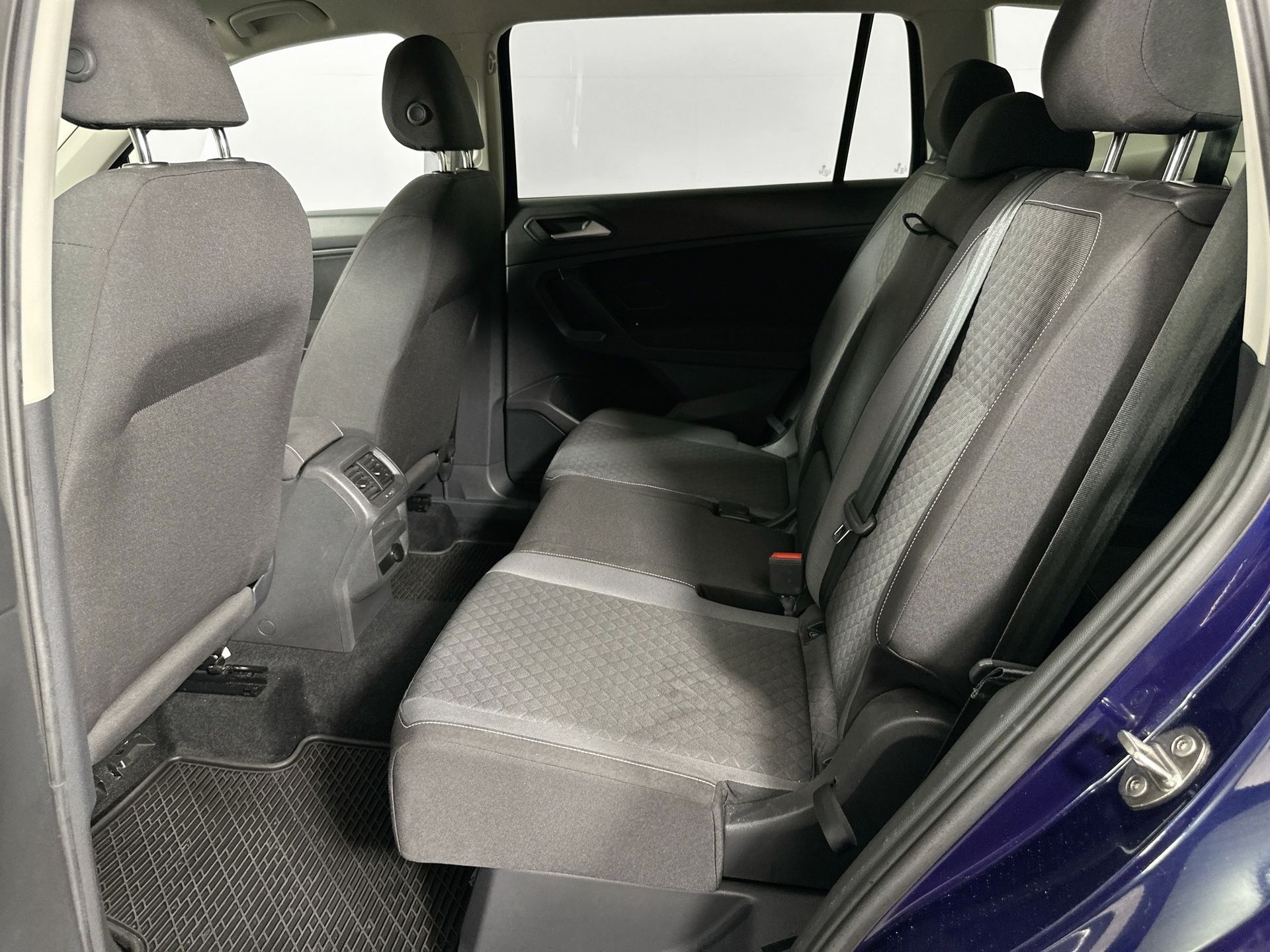 2021 Volkswagen Tiguan S photo 18
