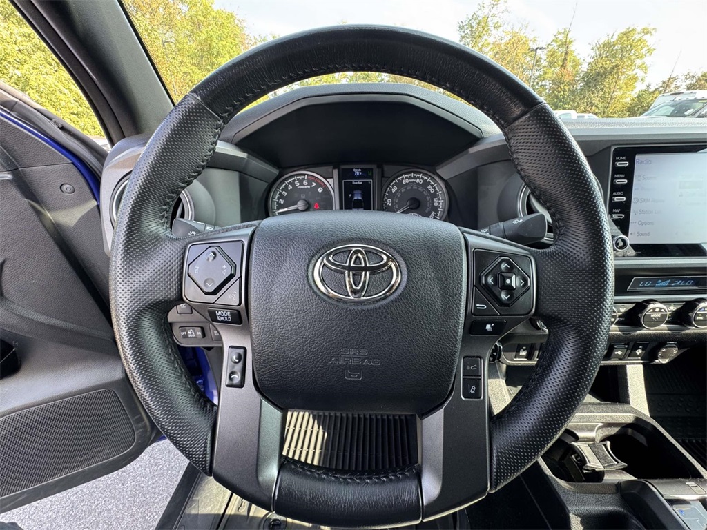 2023 Toyota Tacoma TRD Off-Road photo 17