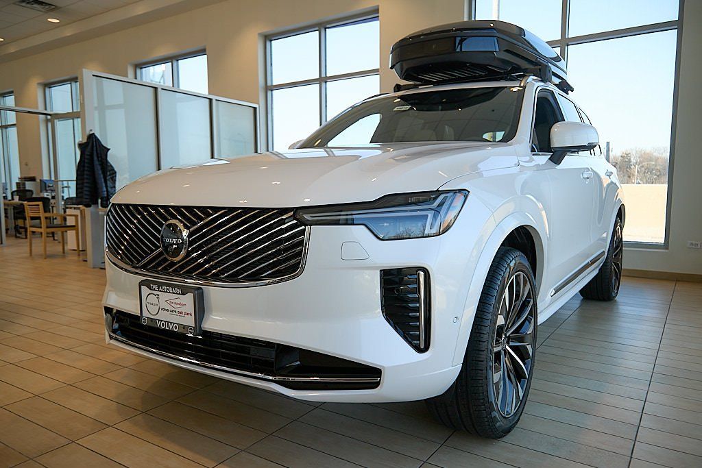 2026 VOLVO XC90 - Image 1