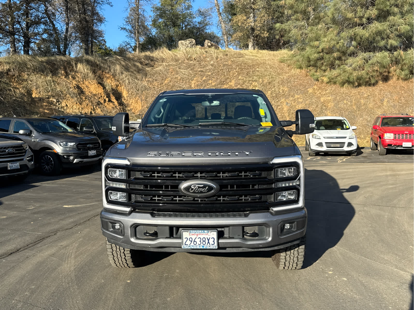 2023 Ford F-250 XLT photo 2