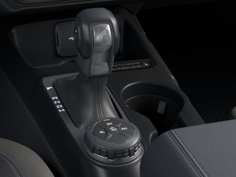 2025 Ford Bronco Outer Banks photo 16