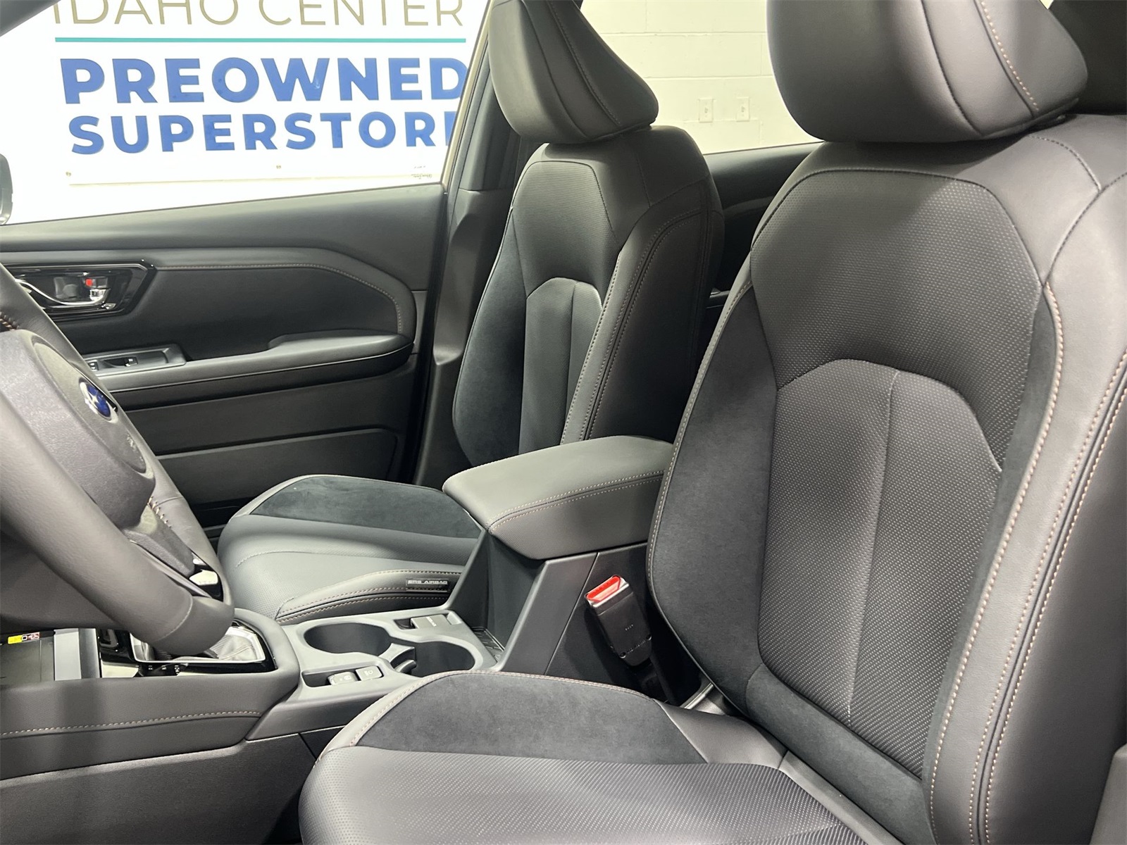 2025 Subaru Forester Touring photo 11