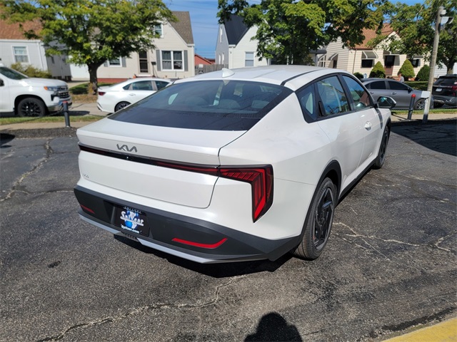 2025 Kia K4 EX photo 4