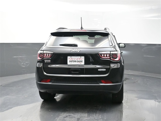 2022 Jeep Compass Latitude photo 4