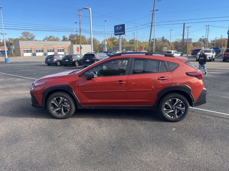 2025 Subaru Crosstrek Premium photo 2