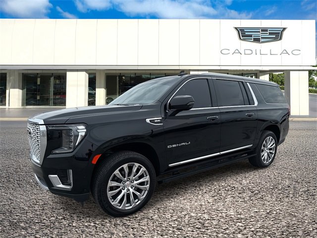 2023 GMC Yukon XL Denali's photo