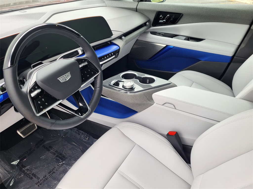 2025 Cadillac Optiq Sport photo 11