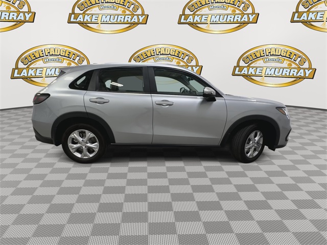 2025 Honda HR-V LX photo 4