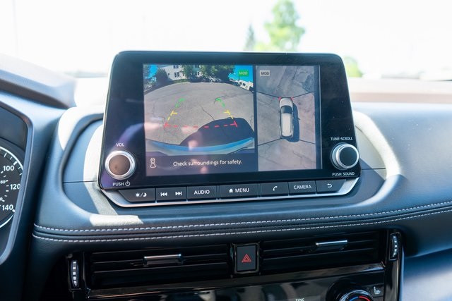 2021 Nissan Rogue SV photo 19