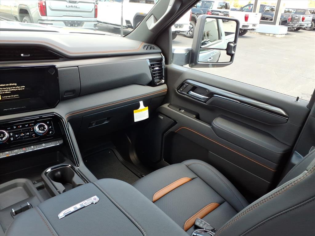 2026 Gmc Sierra 2500 HD AT4 photo 11
