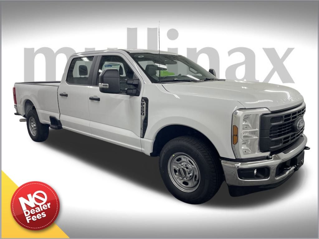 2026 Ford F-250 Super Duty XL's photo