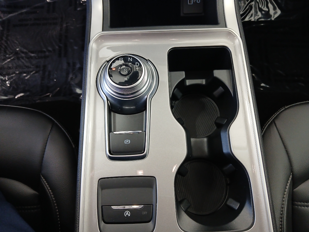 2023 Ford Edge SEL photo 14