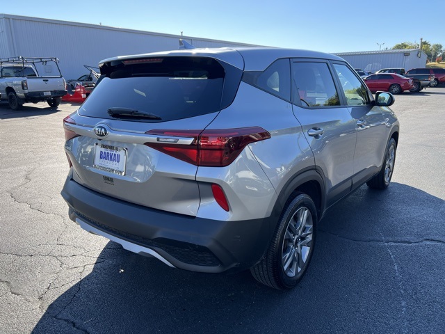 2021 Kia Seltos LX photo 2