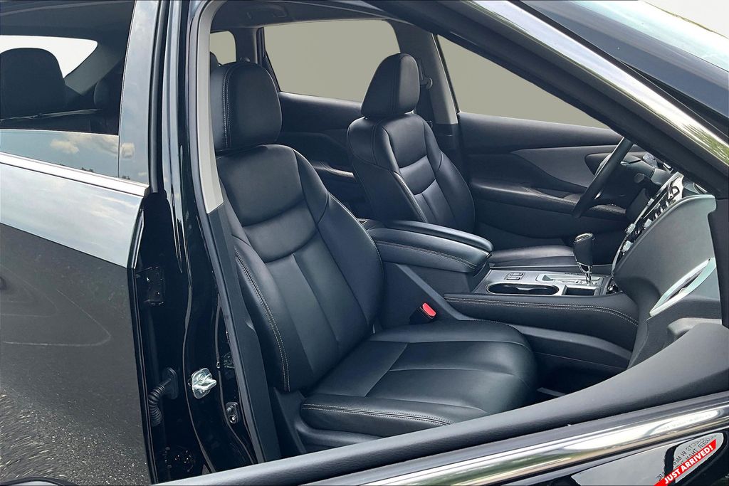 2024 Nissan Murano SV photo 19