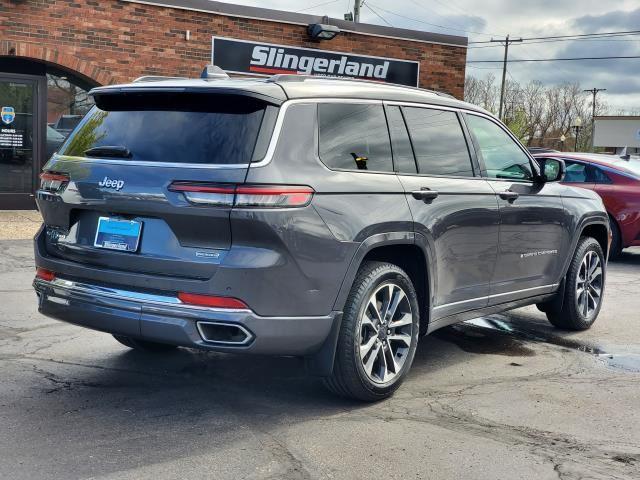 2023 Jeep Grand Cherokee Overland photo 4