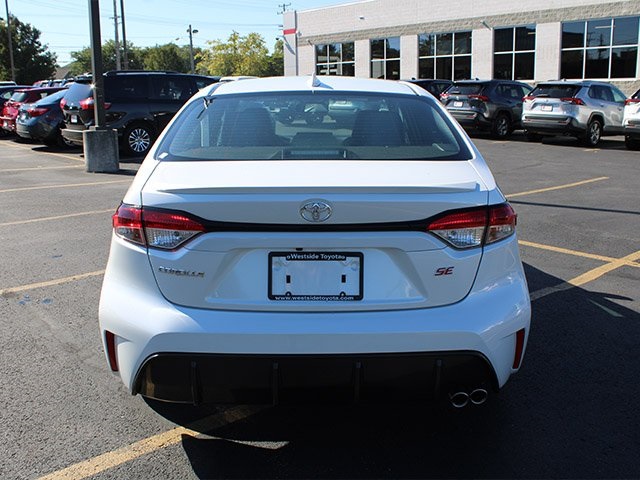 2025 Toyota Corolla SE photo 5