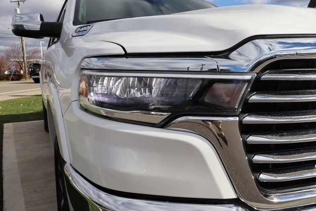 2025 Ram 1500 Laramie photo 4