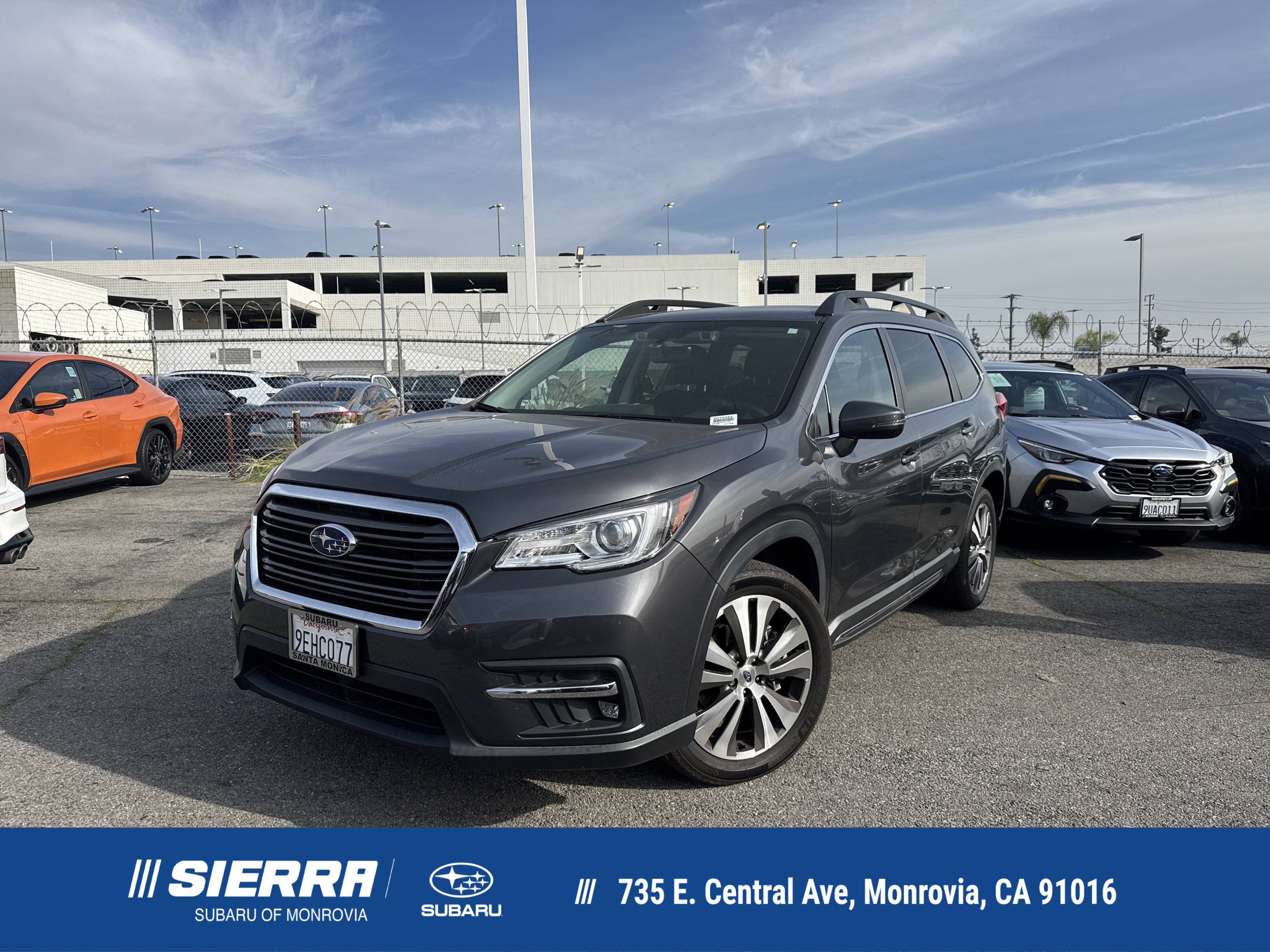 2022 Subaru Ascent Limited's photo