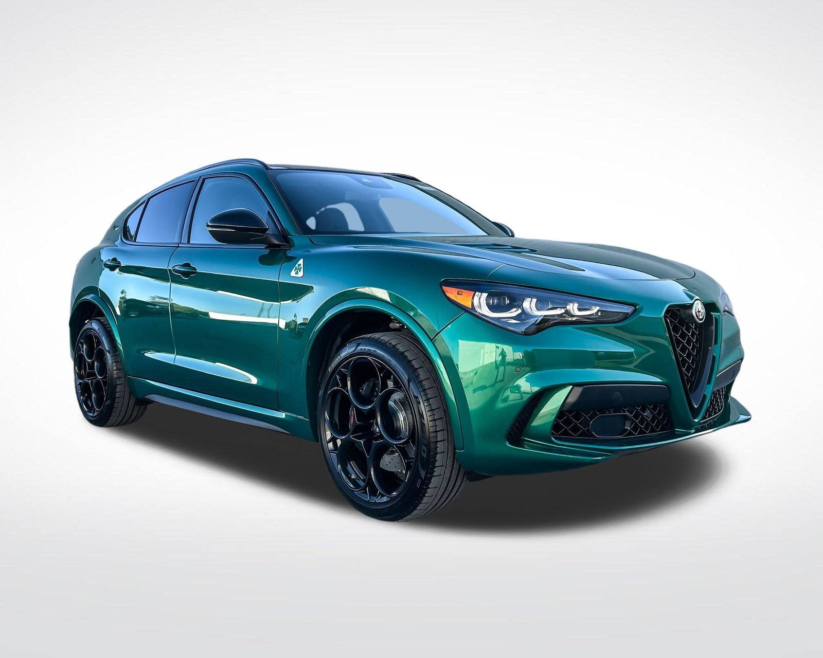 2024 Alfa Romeo Stelvio Quadrifoglio photo 3