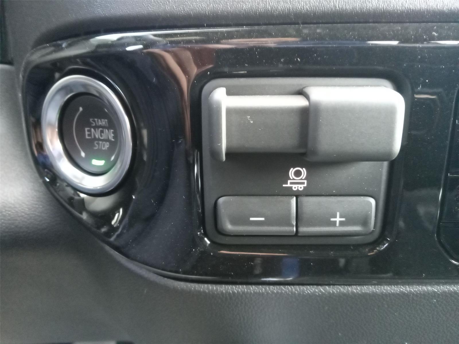 2026 Chevrolet Silverado 1500 High Country photo 21