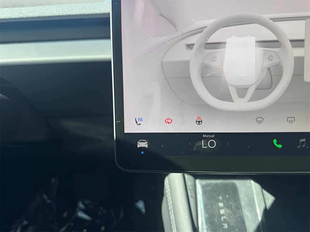 2025 Tesla Model 3 Long Range photo 19