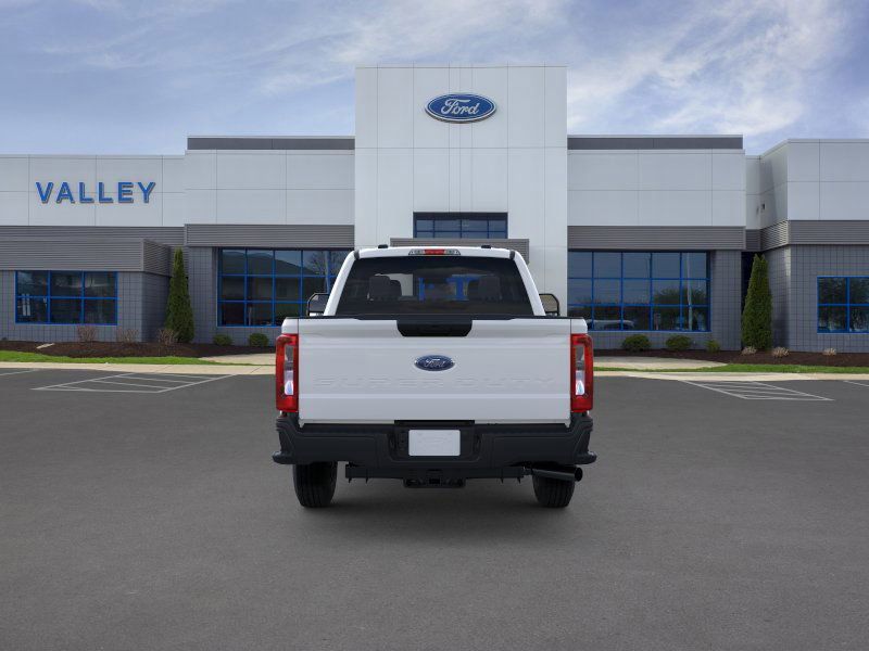 2026 Ford F-350 XL photo 6