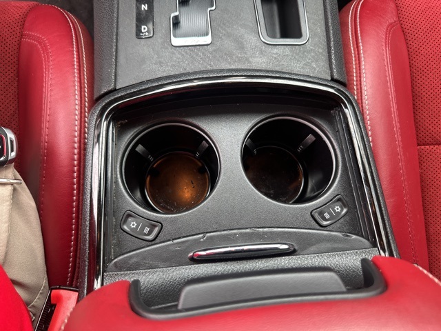 2012 Chrysler 300 SRT8 photo 19