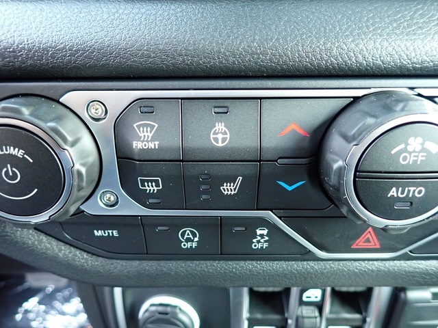 2025 Jeep Wrangler Sport S photo 17