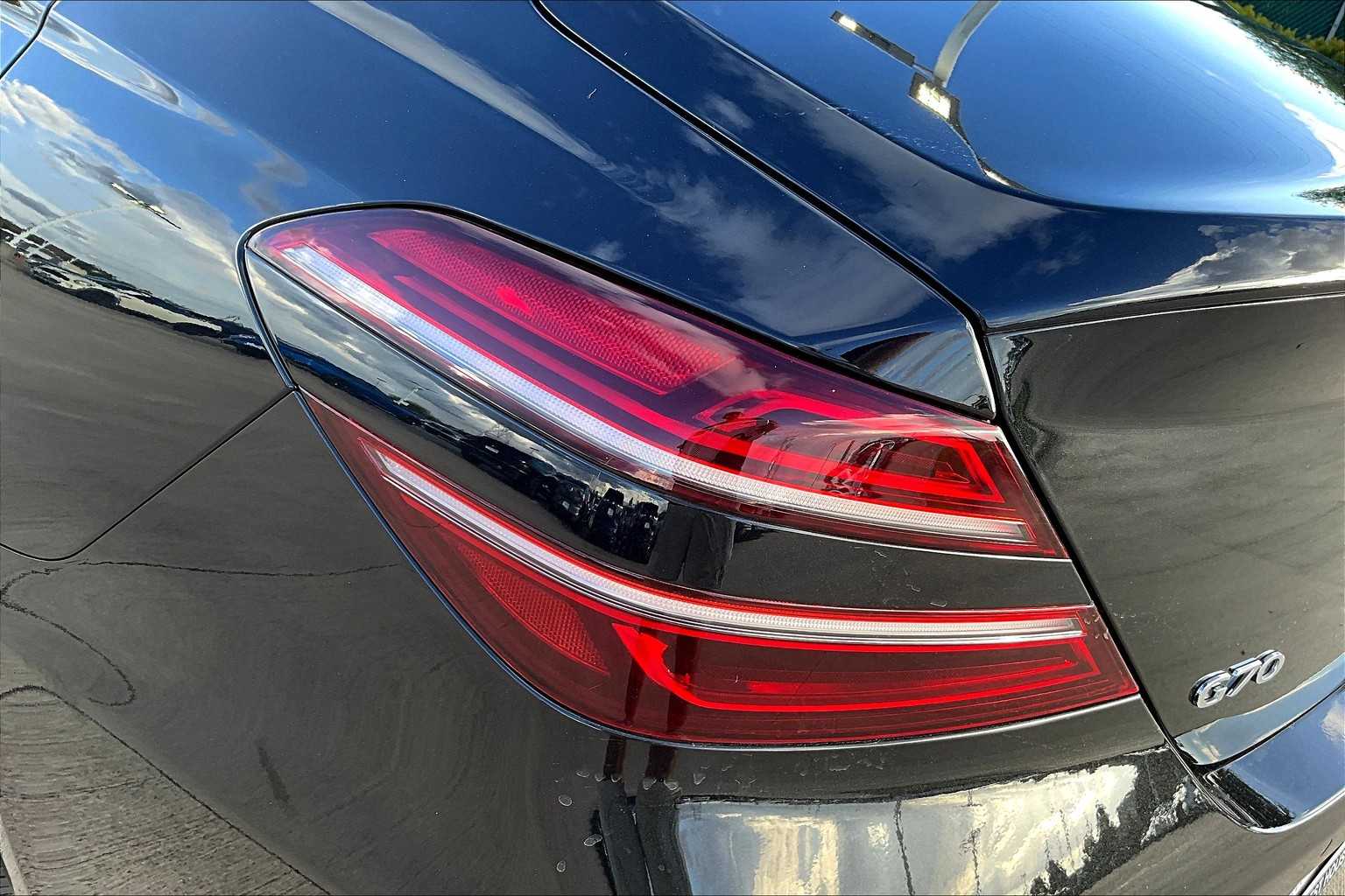 2025 Genesis G70 3.3T Sport Advanced photo 28