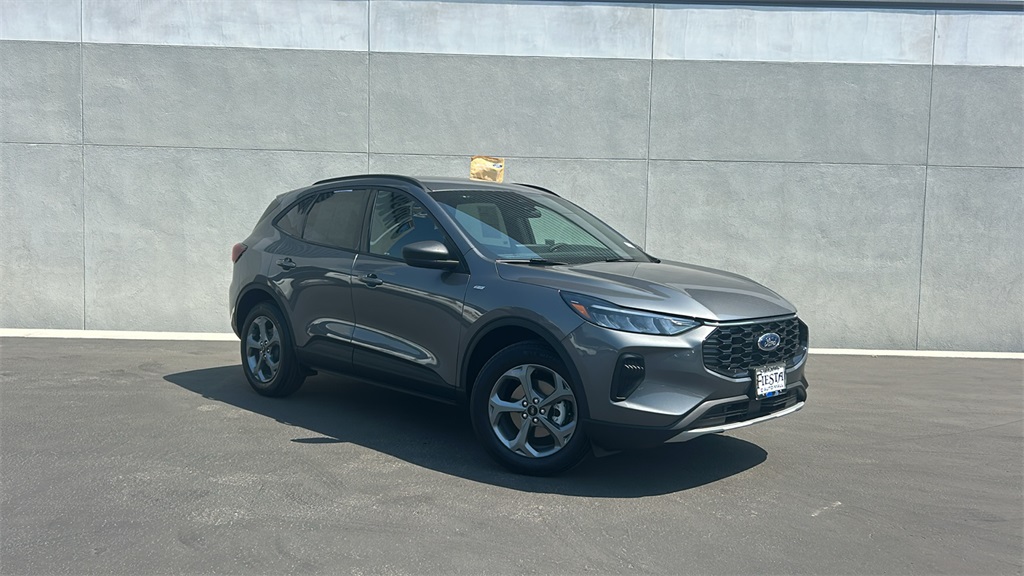 Certified Used 2025 Gray Ford ST-Line image 1