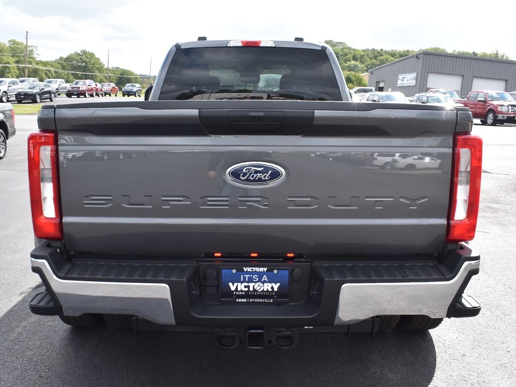 2026 Ford F-350 XLT photo 24